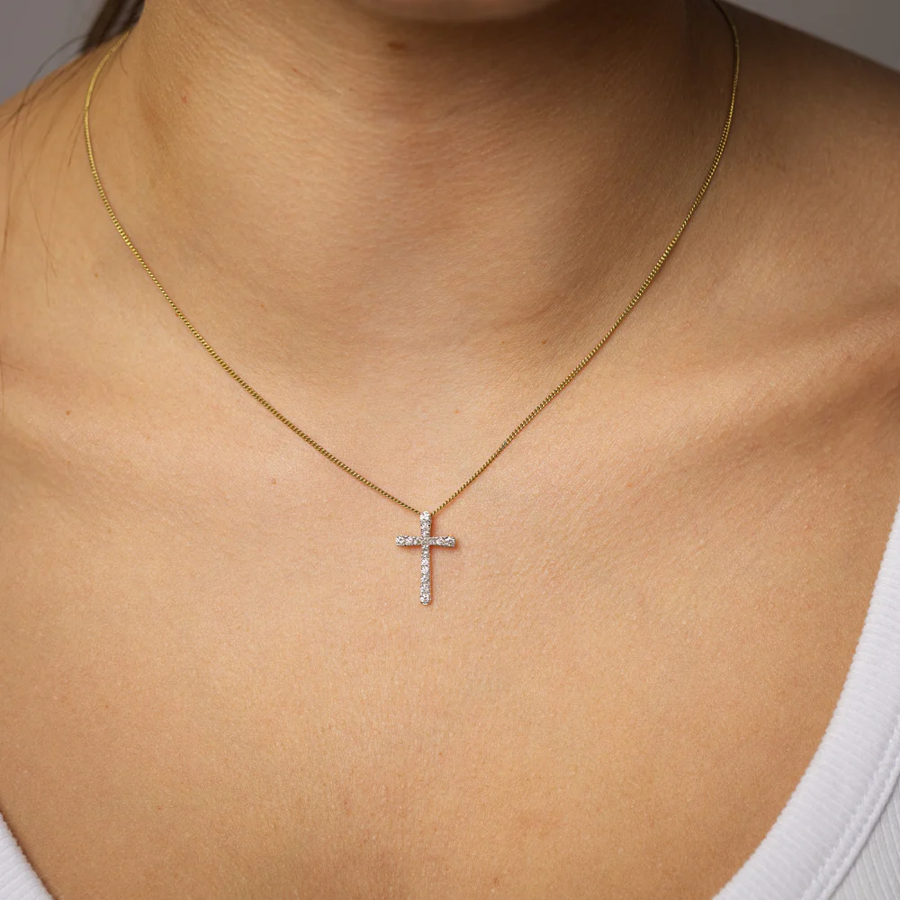 0.27 Carat Diamond Cross Pendant in 9ct Yellow Gold - Image 2