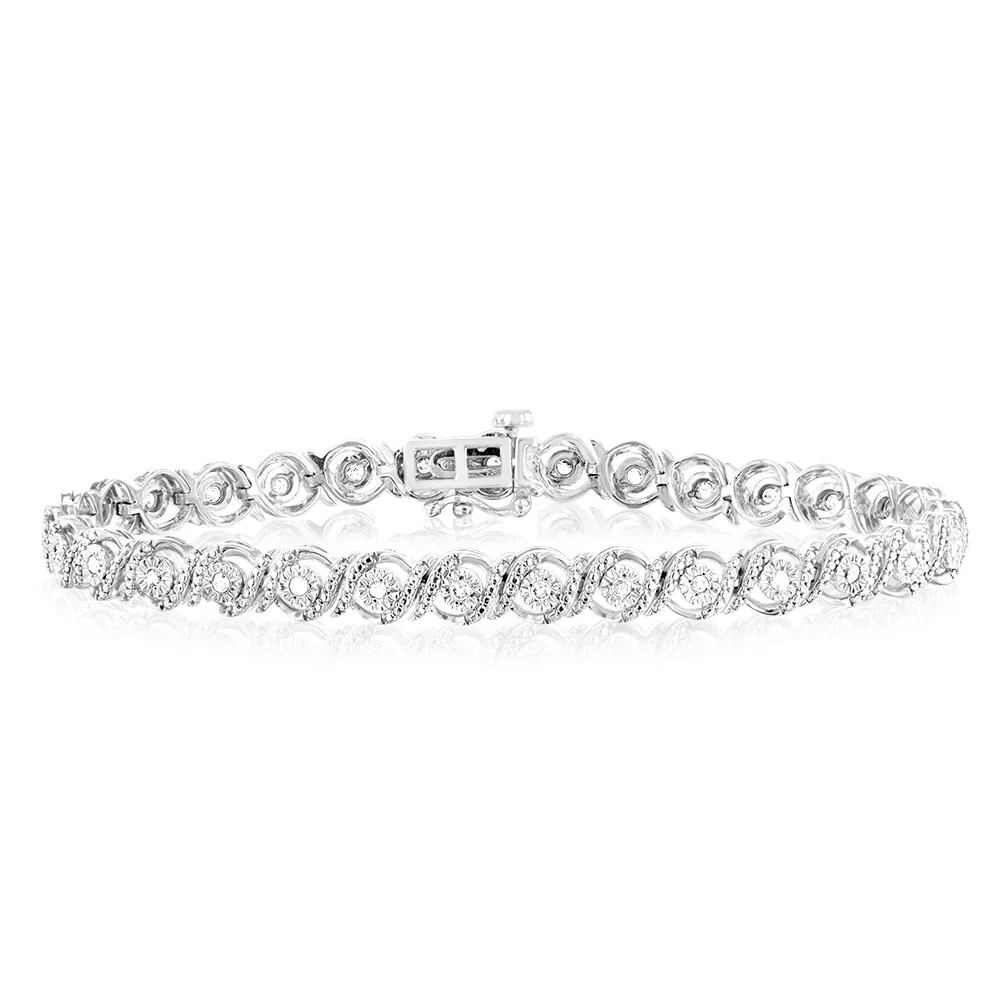 0.45 Carat Diamond 18cm Bracelet set in Sterling Silver