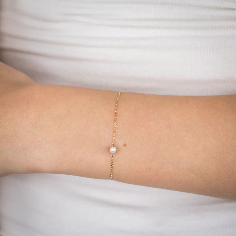 0.48 Carat Freshwater Pearl Adjustable Bracelet 17cm in 9ct Yellow Gold - Image 4