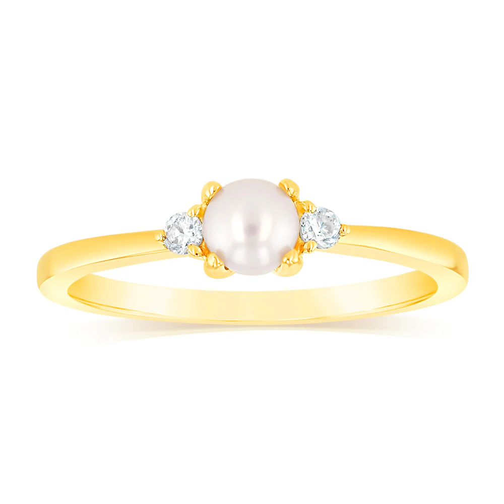 0.48 Carat Freshwater Pearl and Diamond Ring in 9ct Yellow Gold
