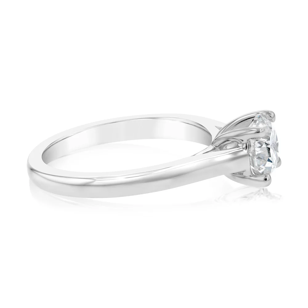 0.85 Carat Solitaire Diamond Ring in 18ct White Gold - Image 2