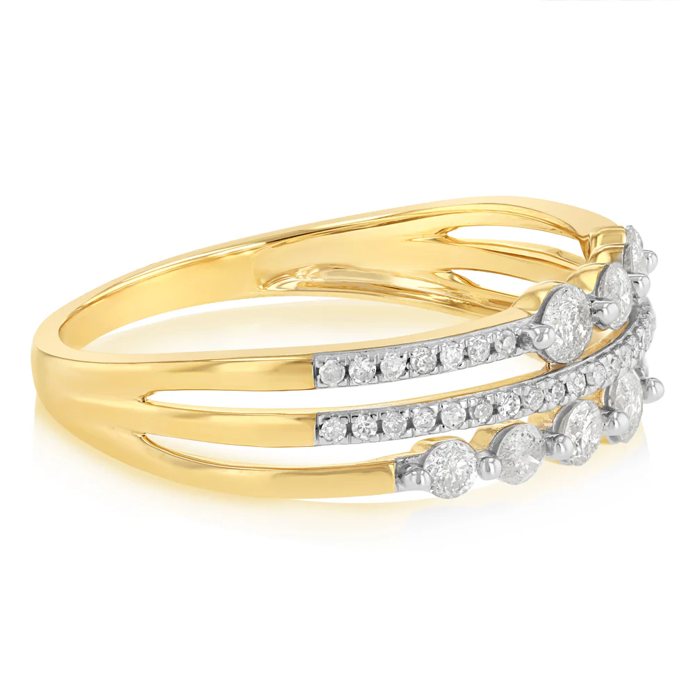 1/2 Carat Diamond Ring in 9ct Yellow Gold - Image 2