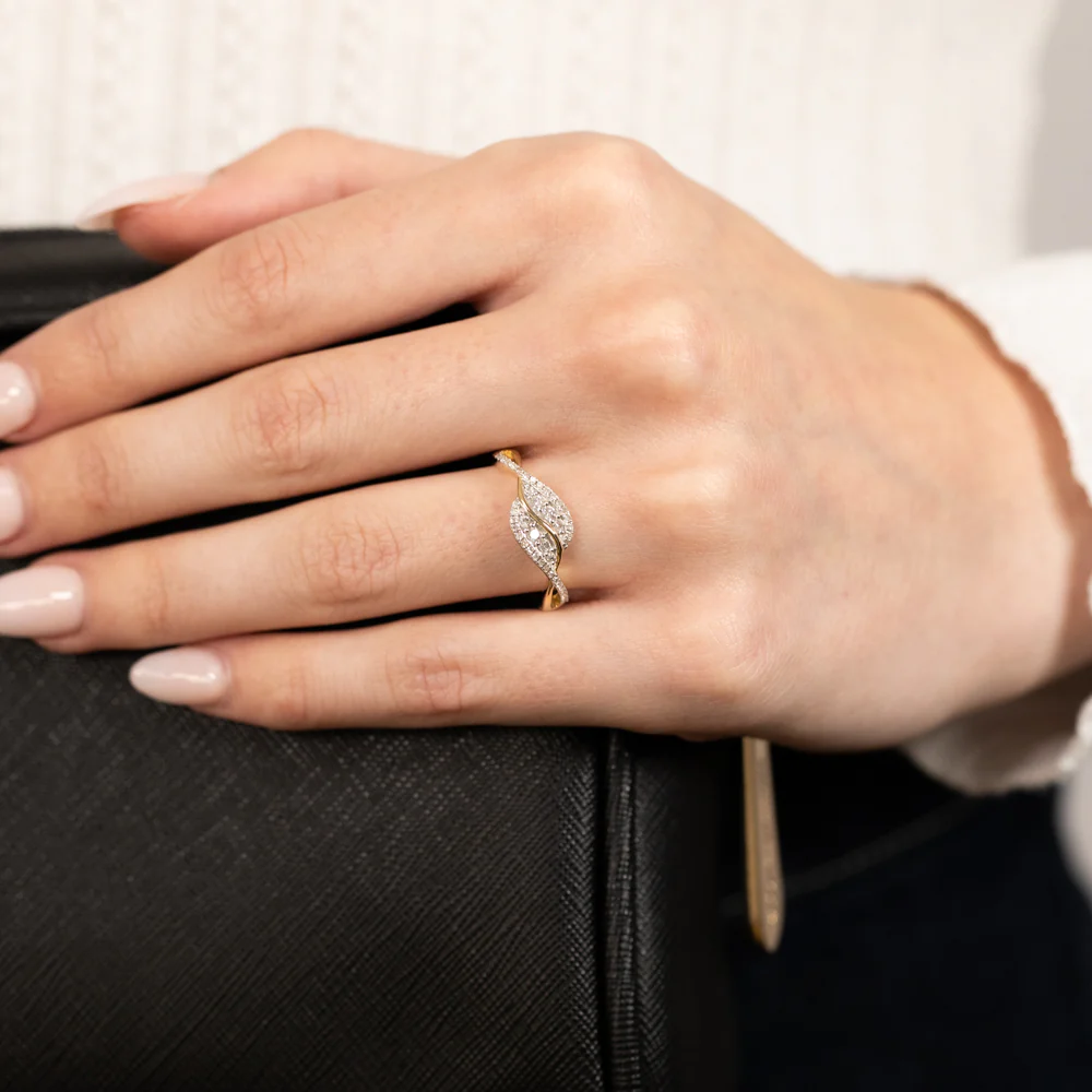 1/4 Carat Diamond Swirl Ring in 9ct Yellow Gold - Image 3