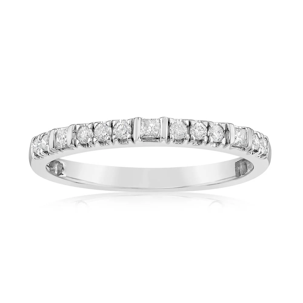 1/6 Carat Diamond Eternity Ring in 10ct White Gold
