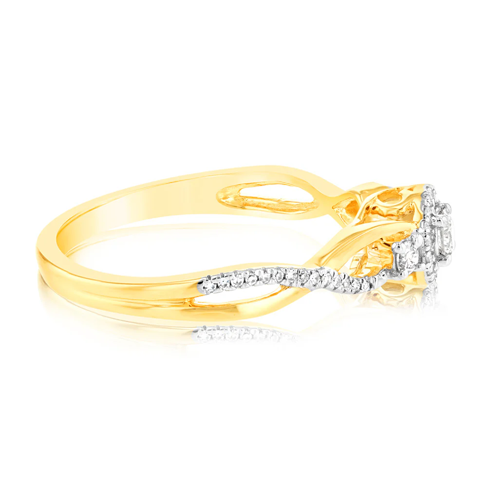 1/6 Carat Diamond Ring in 10ct Yellow Gold - Image 2