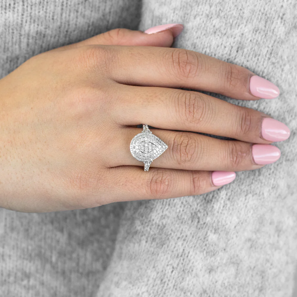 1 Carat Diamond Pear Shaped Cluster Ring Set in Sterling Silver and 9ct Yellow Gold - Image 3