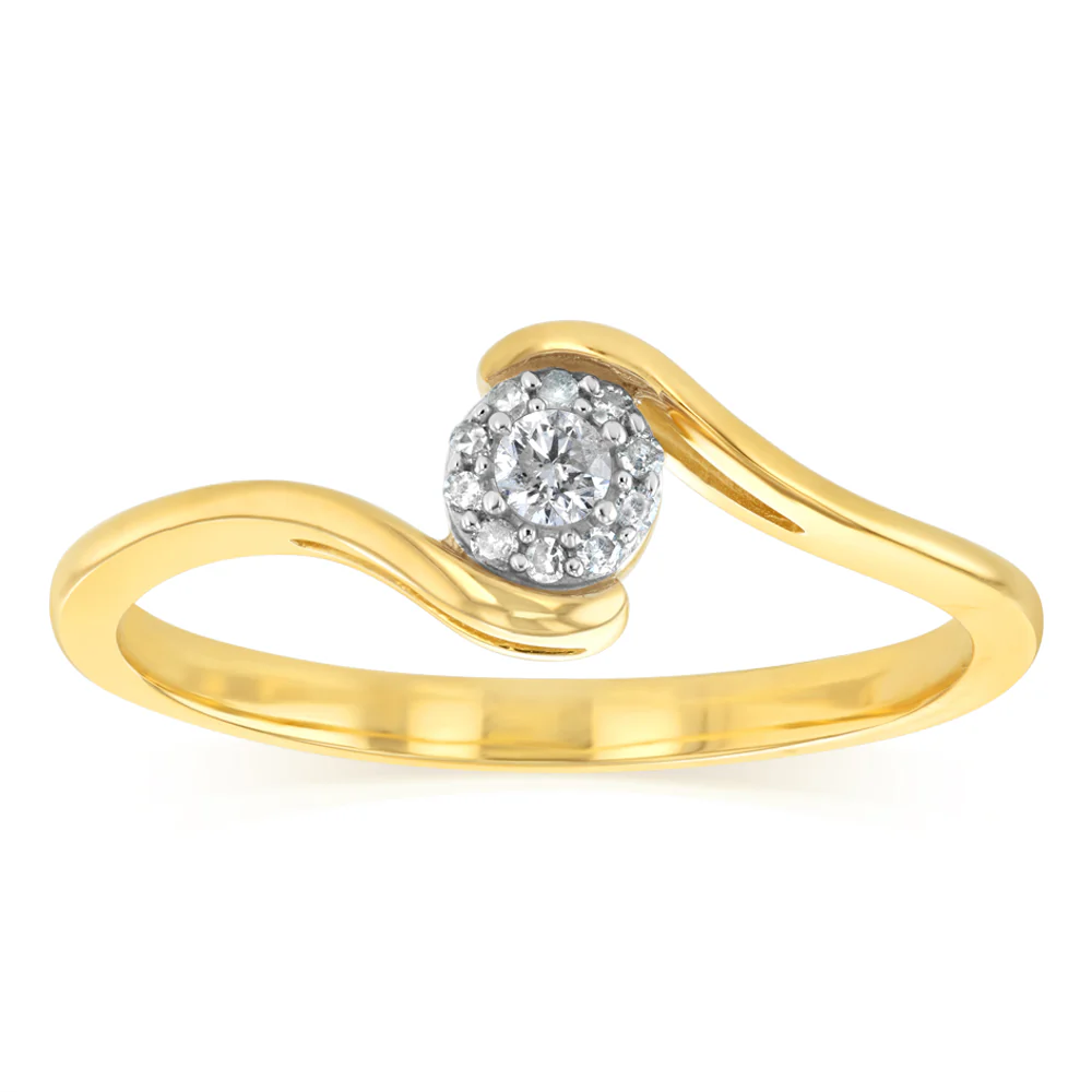 11 Diamond Dress Ring in 9ct Yellow Gold