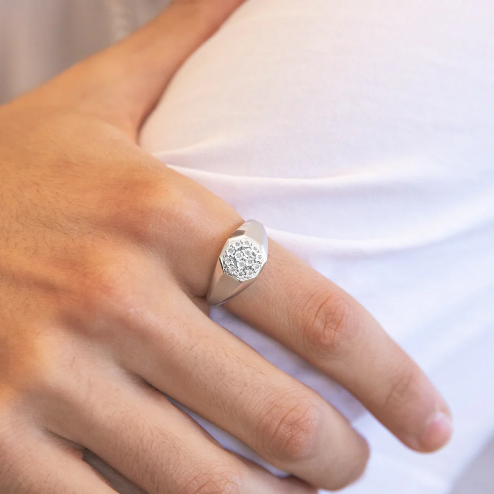 14 Brilliant Cut Diamonds Gents Ring in Sterling Silver - Image 3
