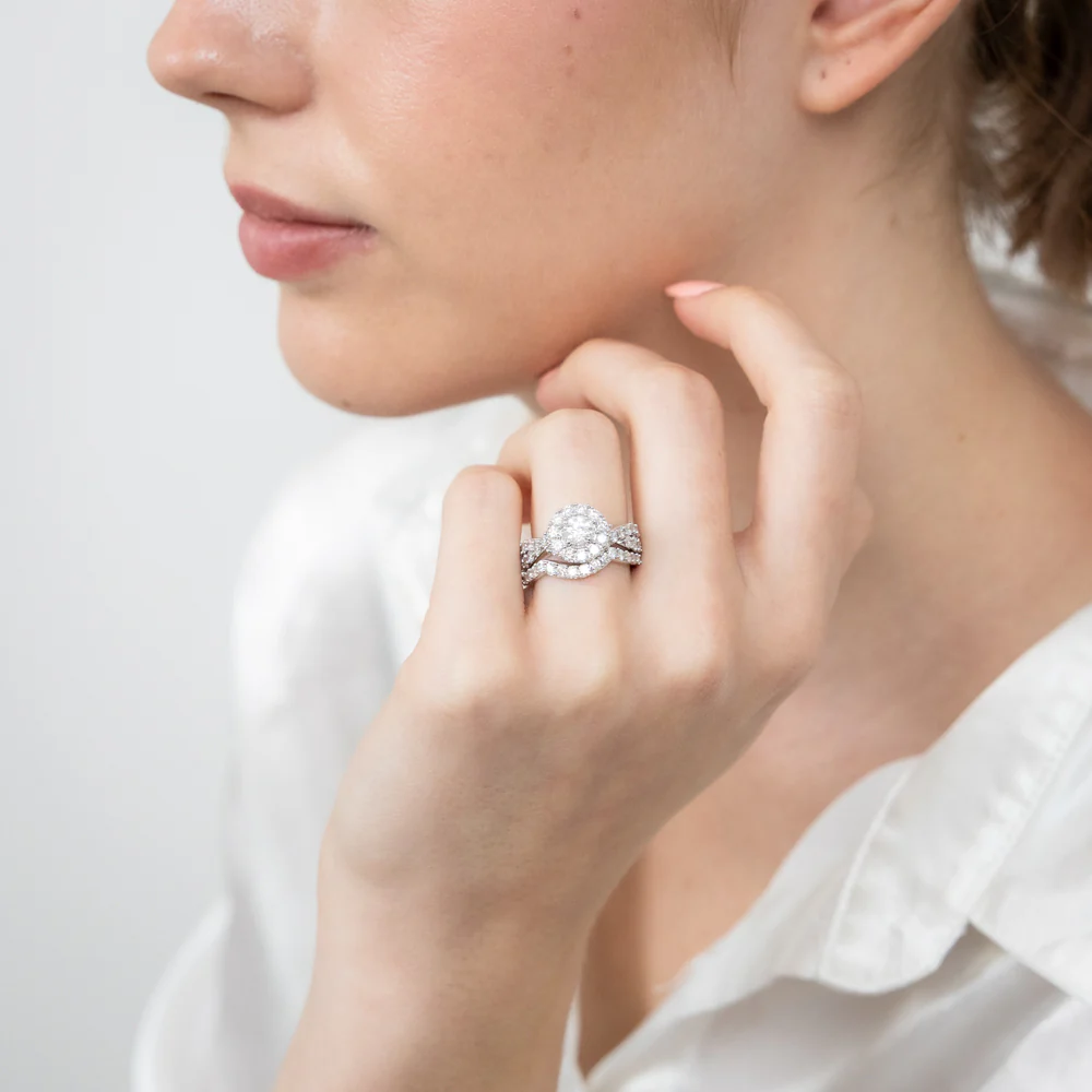 14ct White Gold 1.95 Carat Diamond Halo Bridal 2 Ring set with Brilliant Cut Diamonds - Image 3