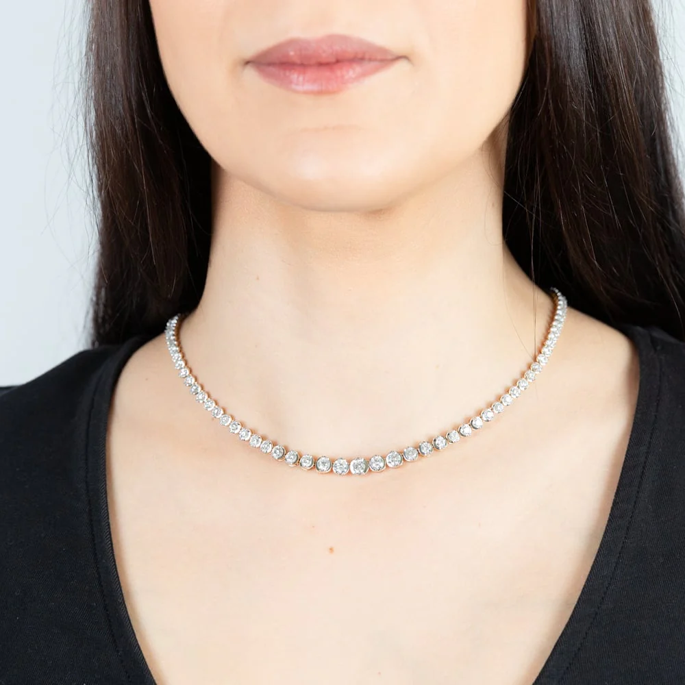14ct Yellow Gold 10 Carats Diamond Necklace with 111 Brilliant Diamonds 43.5cm - Image 3