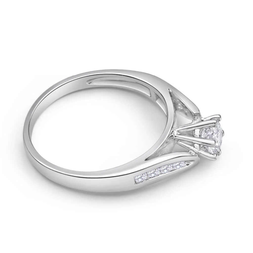 18ct White Gold 1/2 Carat Diamond Ring - Image 2