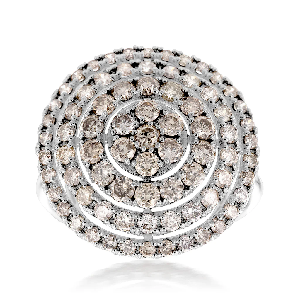 18ct White Gold 2 Carat Diamond Round Shape Cluster Ring