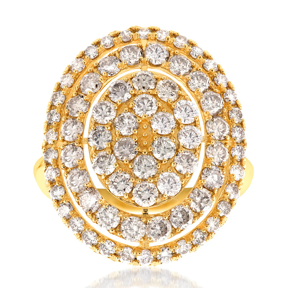 18ct Yellow Gold 2 Carat Diamond Oval Shape Cluster Ring