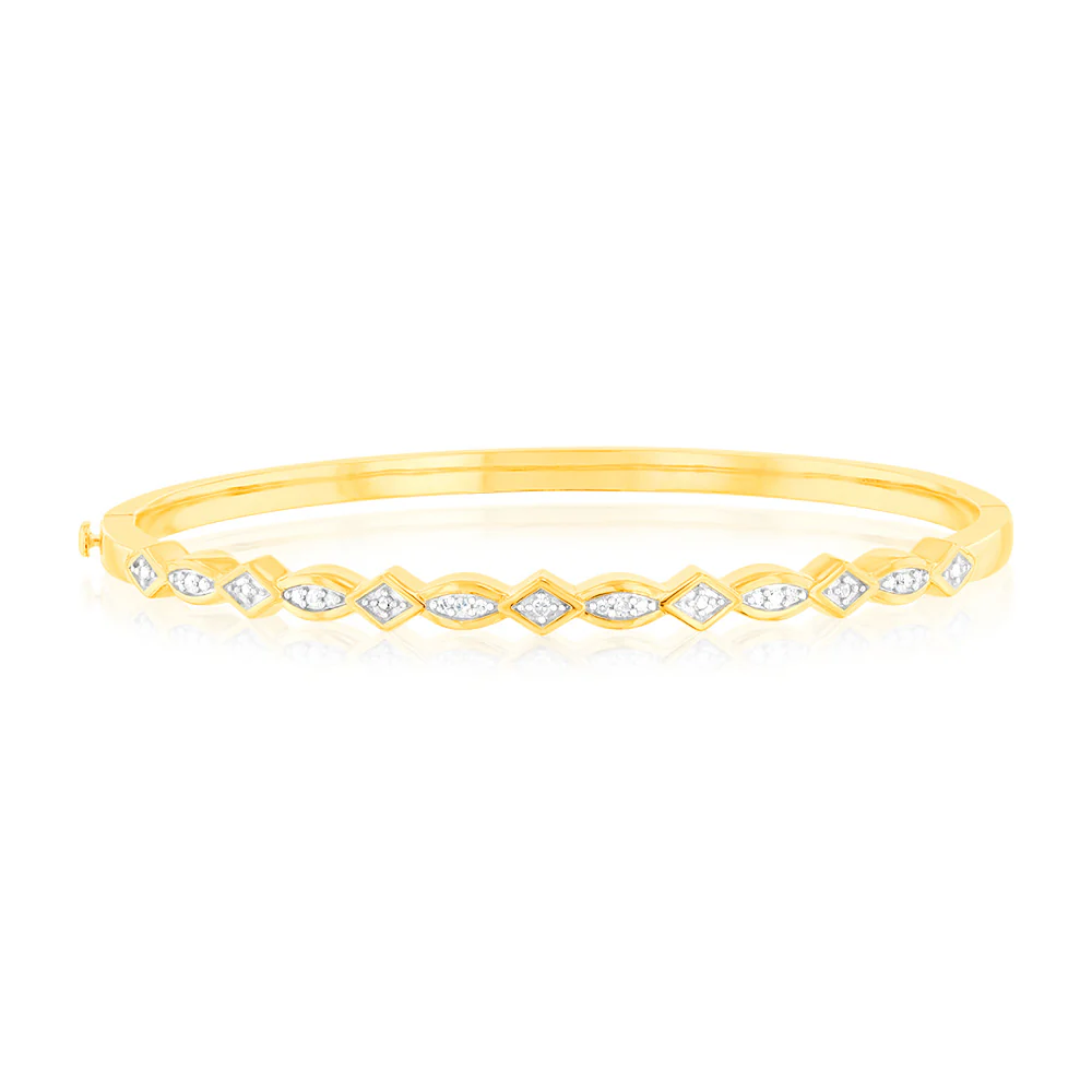 19 Diamonds Fancy Bangle in Gold Plated Silver
