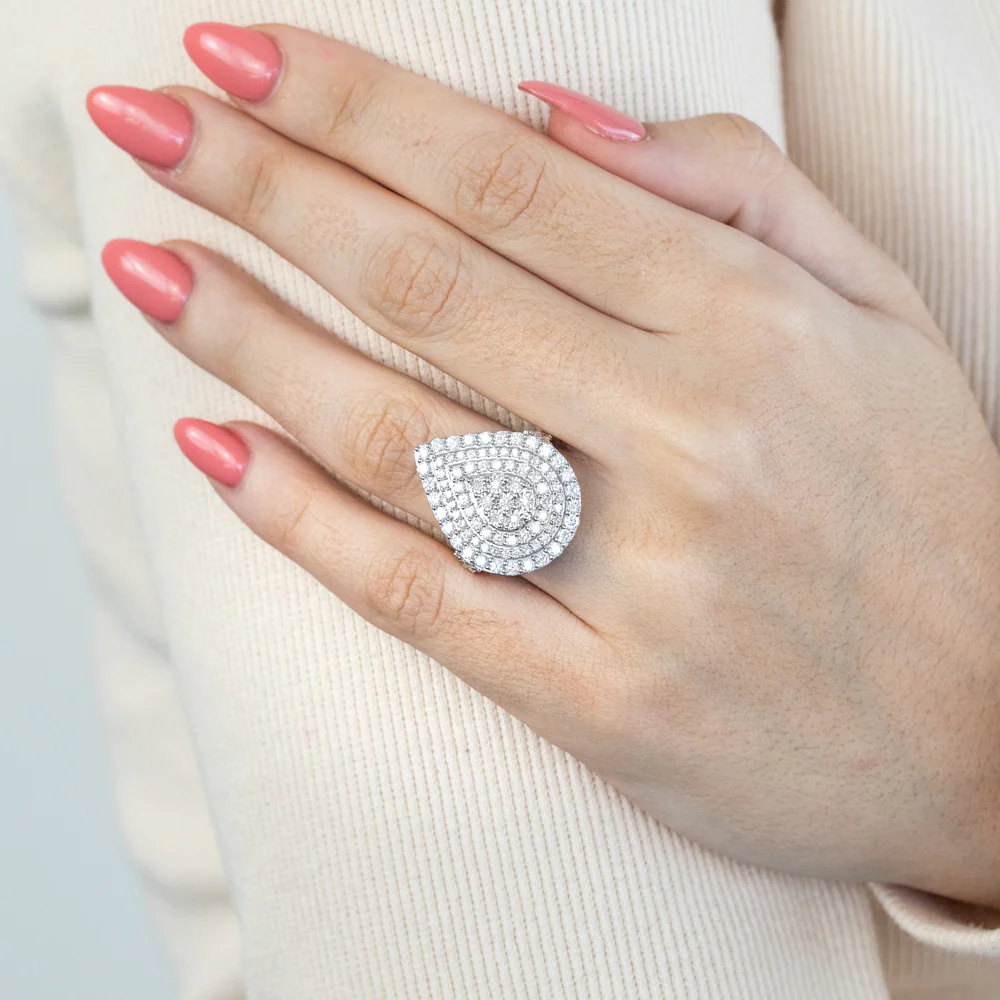 2 Carat Diamond Pear Shaped Cluster Ring Set in Sterling Silver and 9ct Yellow Gold - Image 3