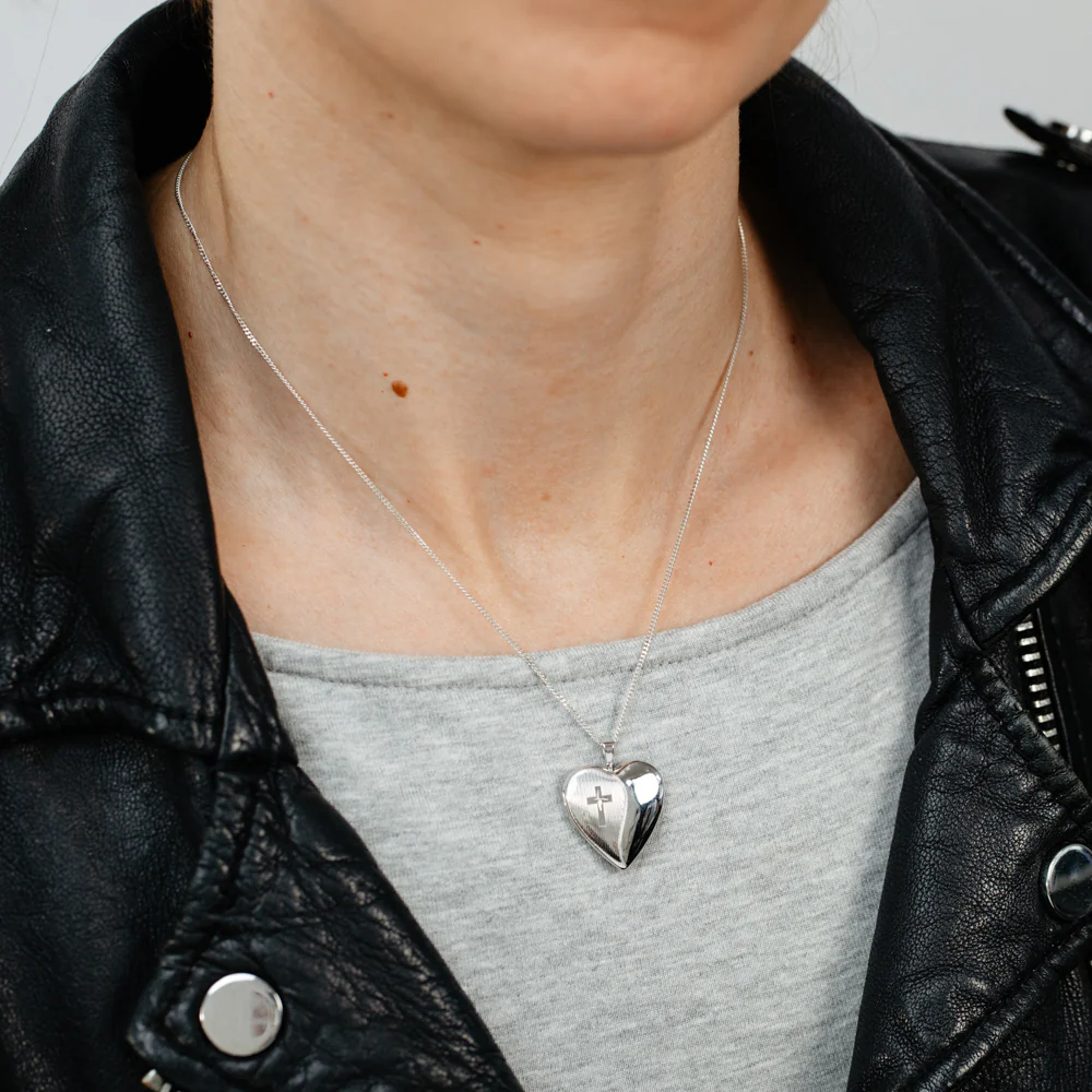 20mm Heart and Cross Locket Pendant in Sterling Silver - Image 3