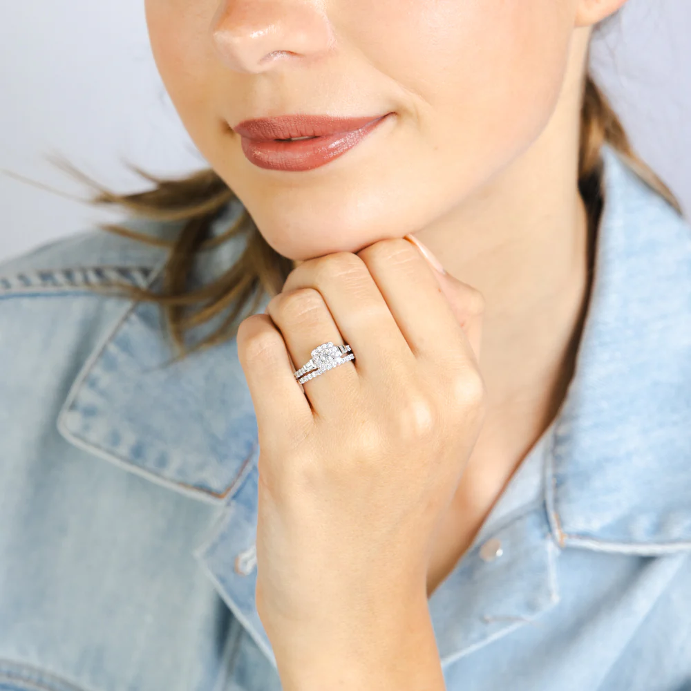 3/4 Carat Diamond Bridal 2 Ring Set in Platinum - Image 3