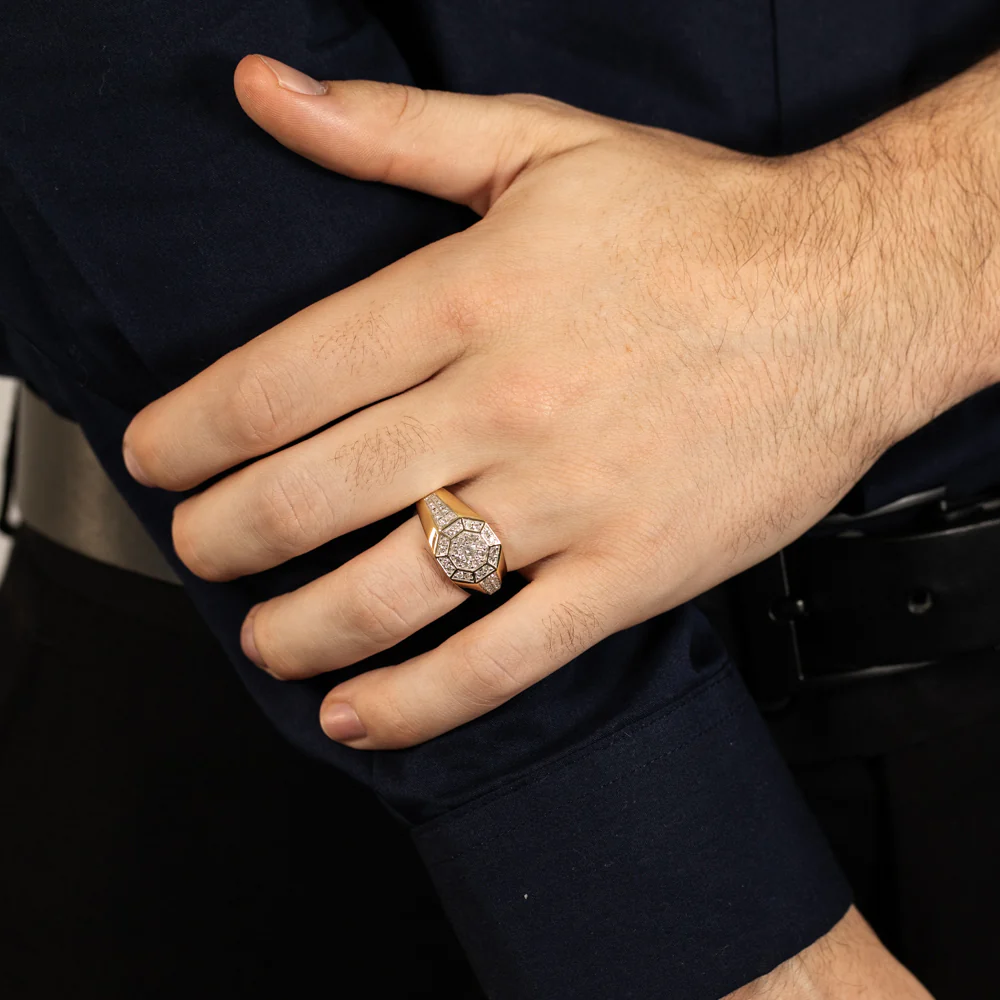 3/4 Carat Diamond Ring in 9ct Yellow Gold - Image 3