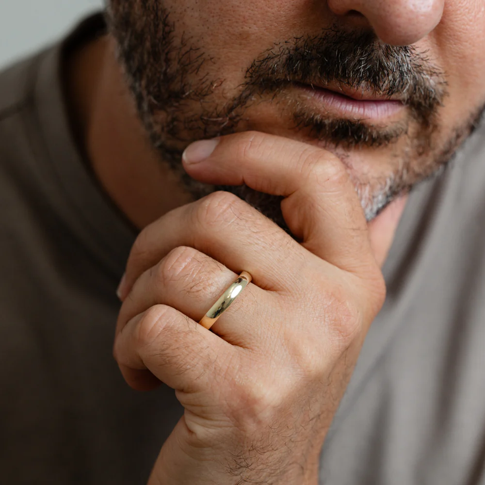 4mm Comfort Fit Ring in 9ct Yellow Gold - Image 2