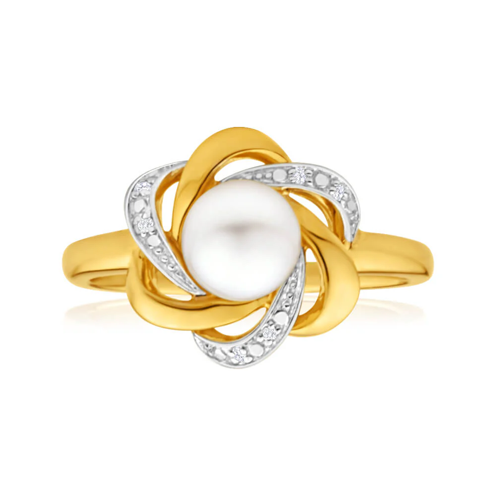 9ct Charming Yellow Gold Diamond + Pearl Ring