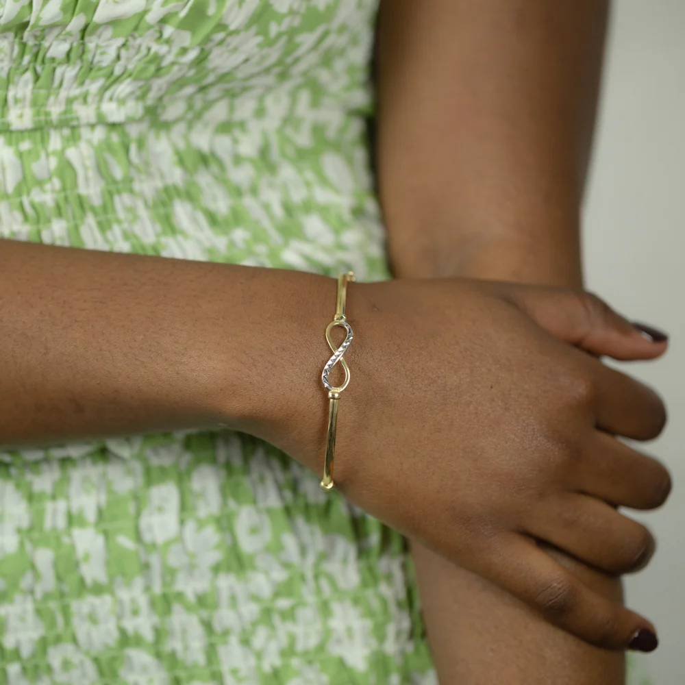 9ct Gold Bangle - Image 3