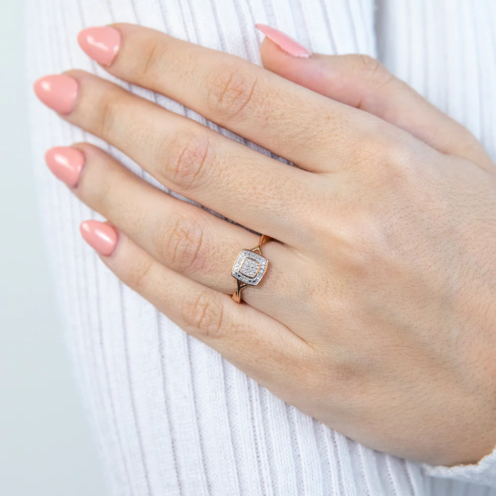 9ct Rose Gold Ring With 17 Brilliant Cut Diamonds - Image 3