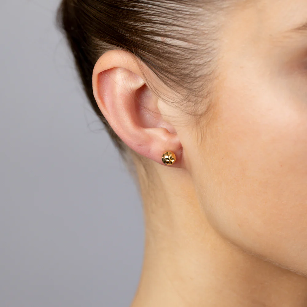 9ct Silverfilled Dicut Stud Earrings - Image 2