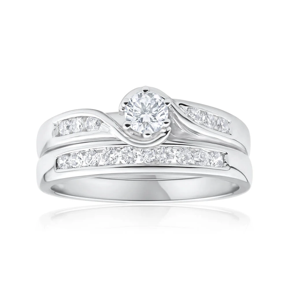 9ct White Gold 1/2 Carat Diamond 2 Ring Bridal Set With 16 Diamonds
