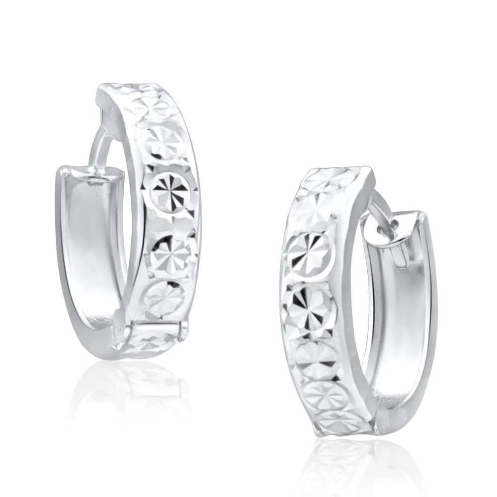 9ct White Gold 10mm Huggie Hoop Earrings with diamond cutting features - Image 2