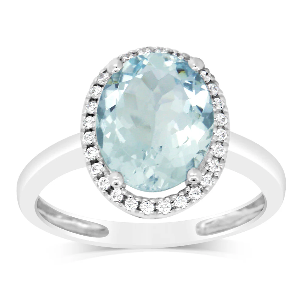 9ct White Gold 2.4 Carat Aquamarine 28Cubic Zirconia Ring - Image 2