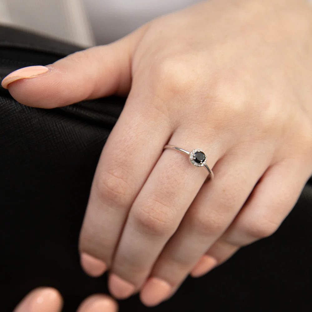9ct White Gold Black Zirconia Halo Ring - Image 3