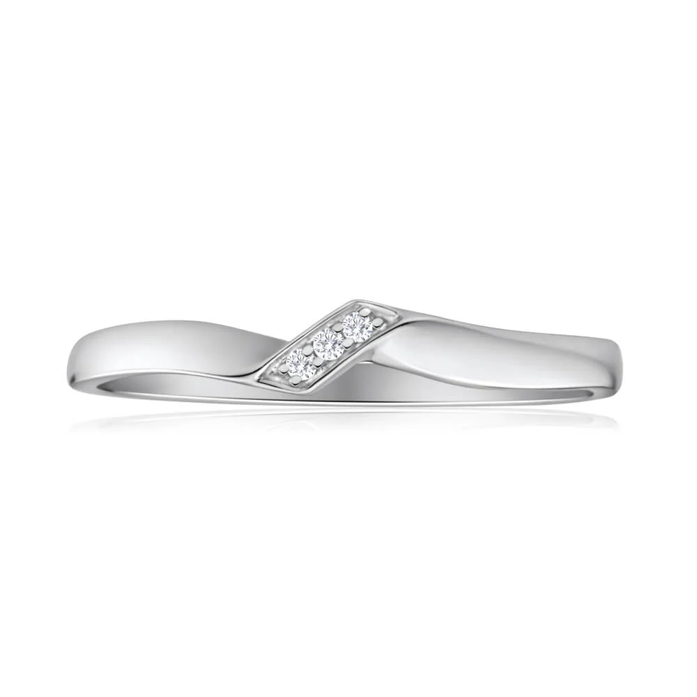 9ct White Gold Diamond Ring