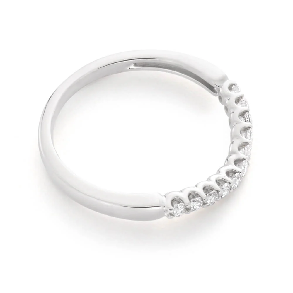 9ct White Gold Ring With 0.25 Carats Of Diamonds - Image 2