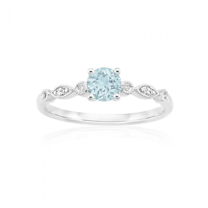 9ct White Gold Round Cut 0.45ct Aquamarine and Diamond Ring - Image 3