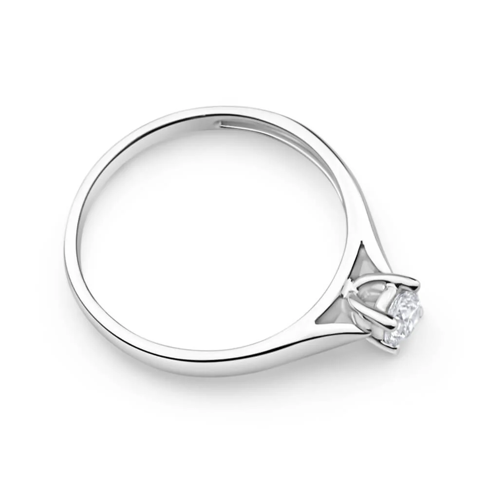 9ct White Gold Solitaire Ring With 0.2 Carat Diamond - Image 2