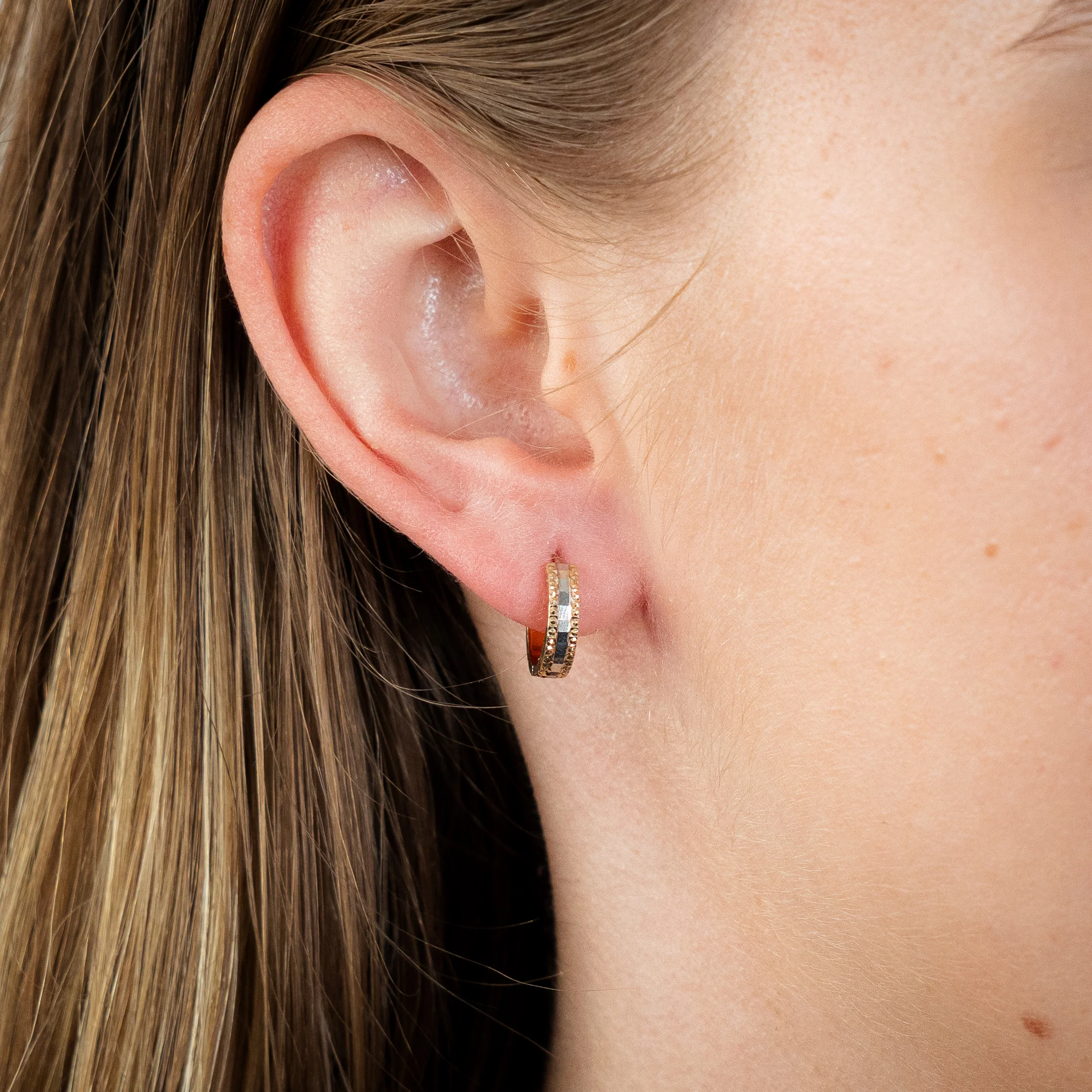 9ct Yellow And White Gold Patterned Fancy Hoops - Image 2