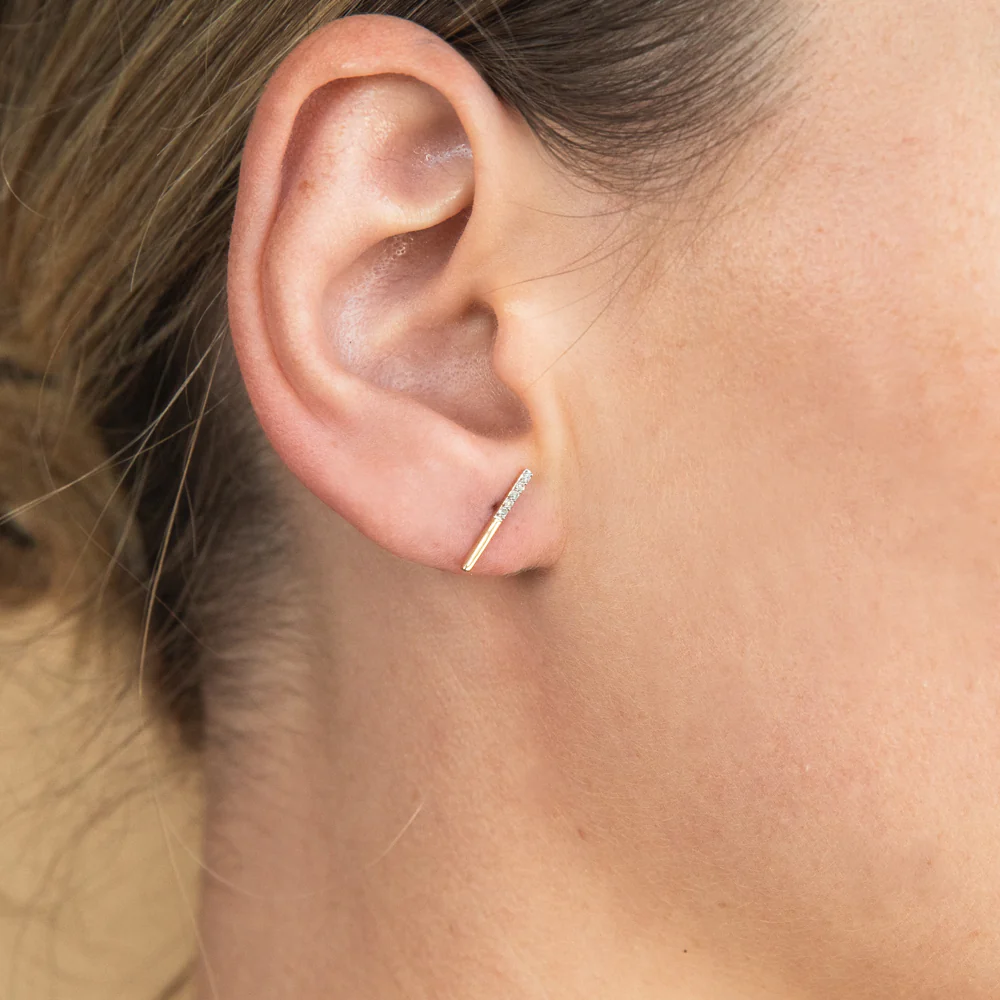 9ct Yellow Gold 0.05 Carat Diamond Bar Earrings with 10 Brilliant Cut Diamonds - Image 3