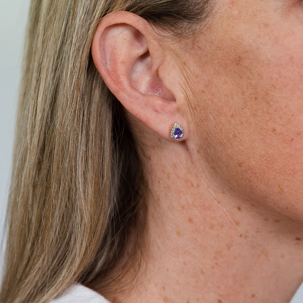 9ct Yellow Gold 0.90ct Tanzanite and 0.15 Carat Diamond Pear Halo Stud Earrings - Image 2
