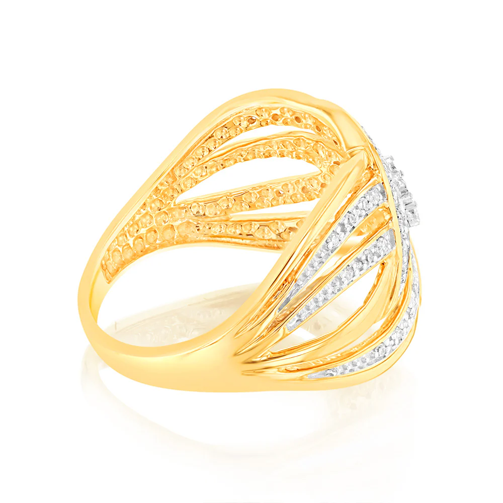 9ct Yellow Gold 1/10 Carat Diamond Ring with 43 Round Brilliant Diamonds - Image 2