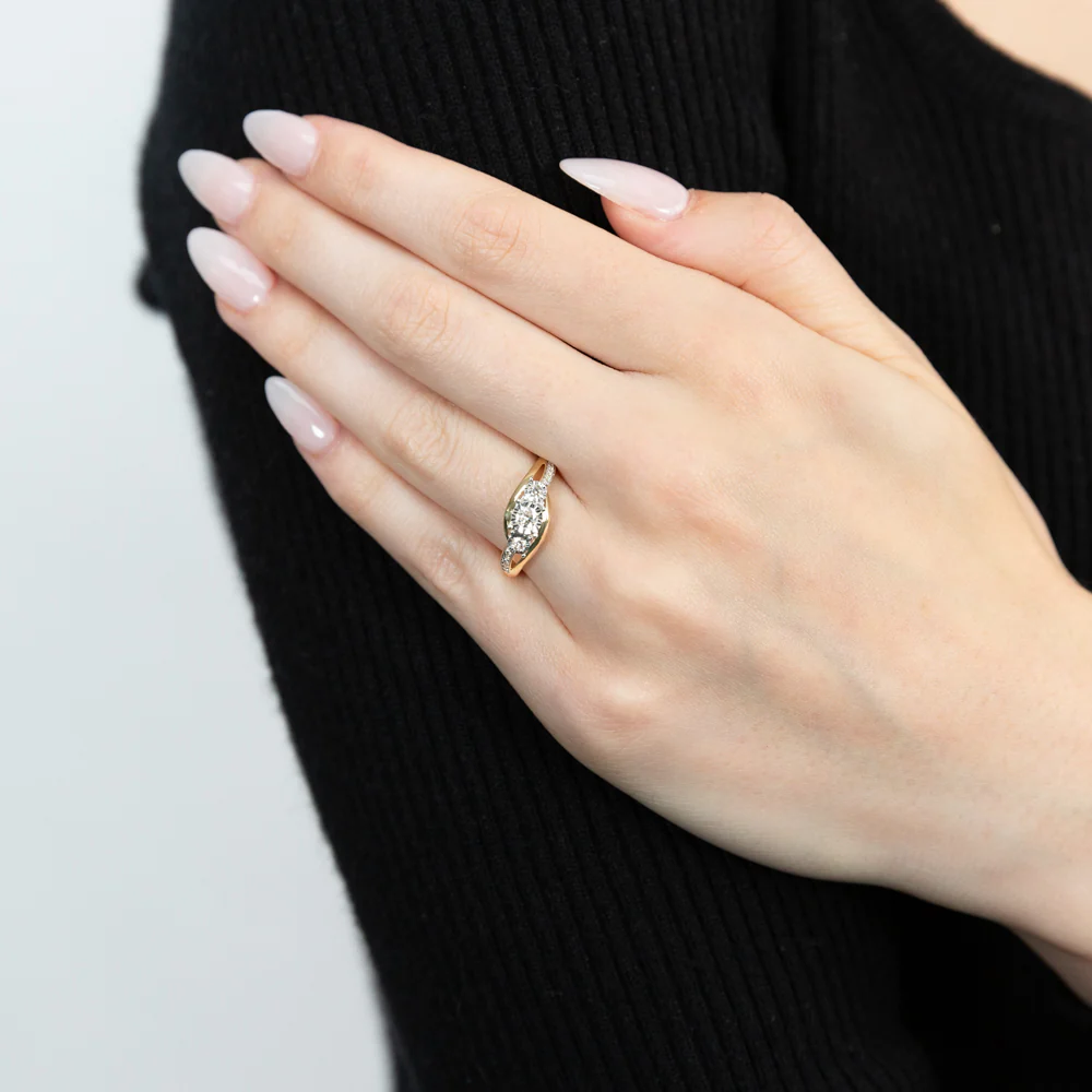 9ct Yellow Gold 1/4 Carat Diamond Trilogy Ring both - Image 3