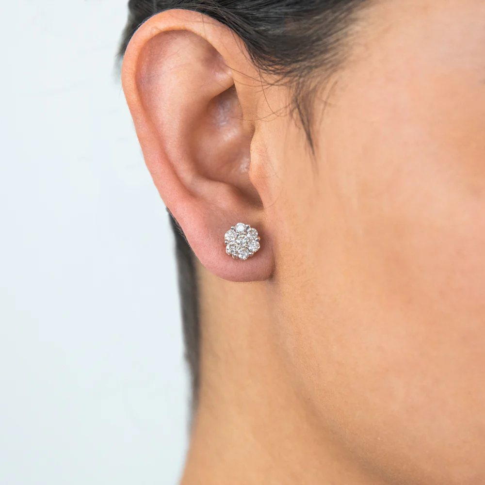 9ct Yellow Gold 1 Carat Diamond Stud Earrings - Image 2