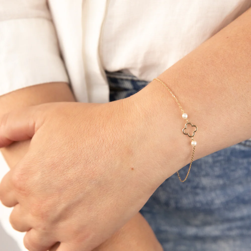 9ct Yellow Gold 19.10cm Leaf Clover and Pearl Bracelet - Image 3