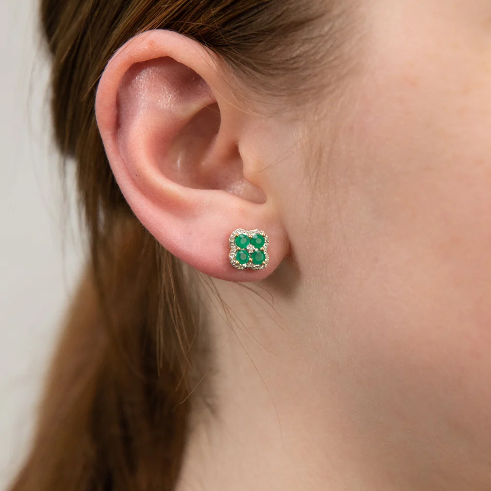 9ct Yellow Gold 1ct Natural Emerald and 0.10 Carat Diamond 4 Leaf Clover Stud Earrings - Image 2