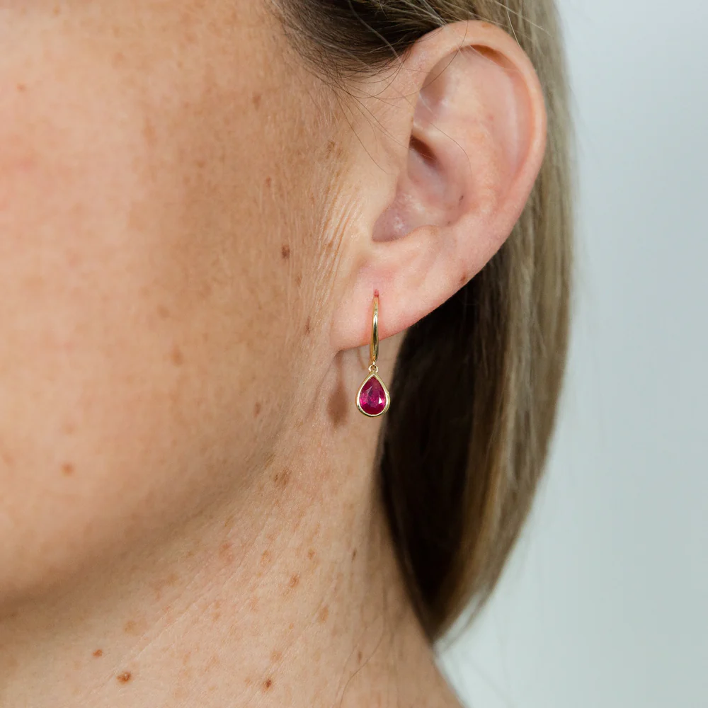 9ct Yellow Gold 2.00ct Natural Enhanced Ruby Pear Drop Earrings - Image 2