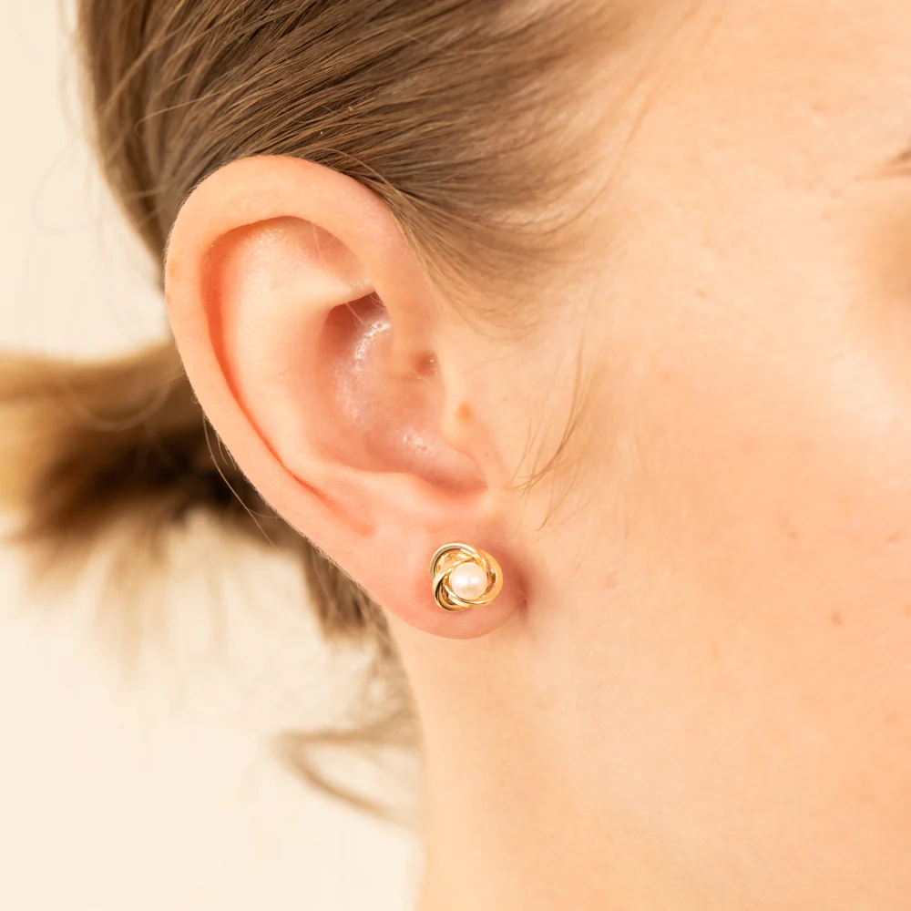 9ct Yellow Gold 4mm Fresh Water Pearl Knot Stud Earrings - Image 2