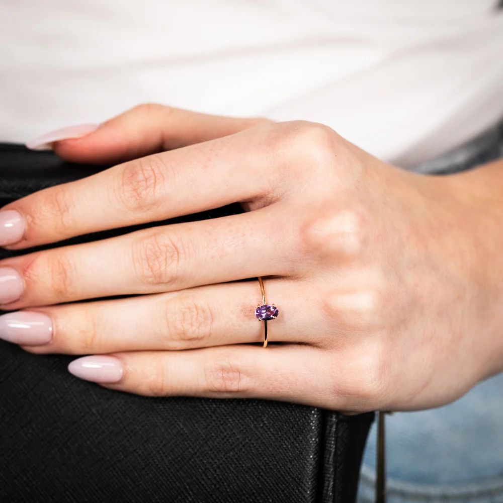 9ct Yellow Gold 6x4mm Oval 0.39Ct Amethyst Ring - Image 3