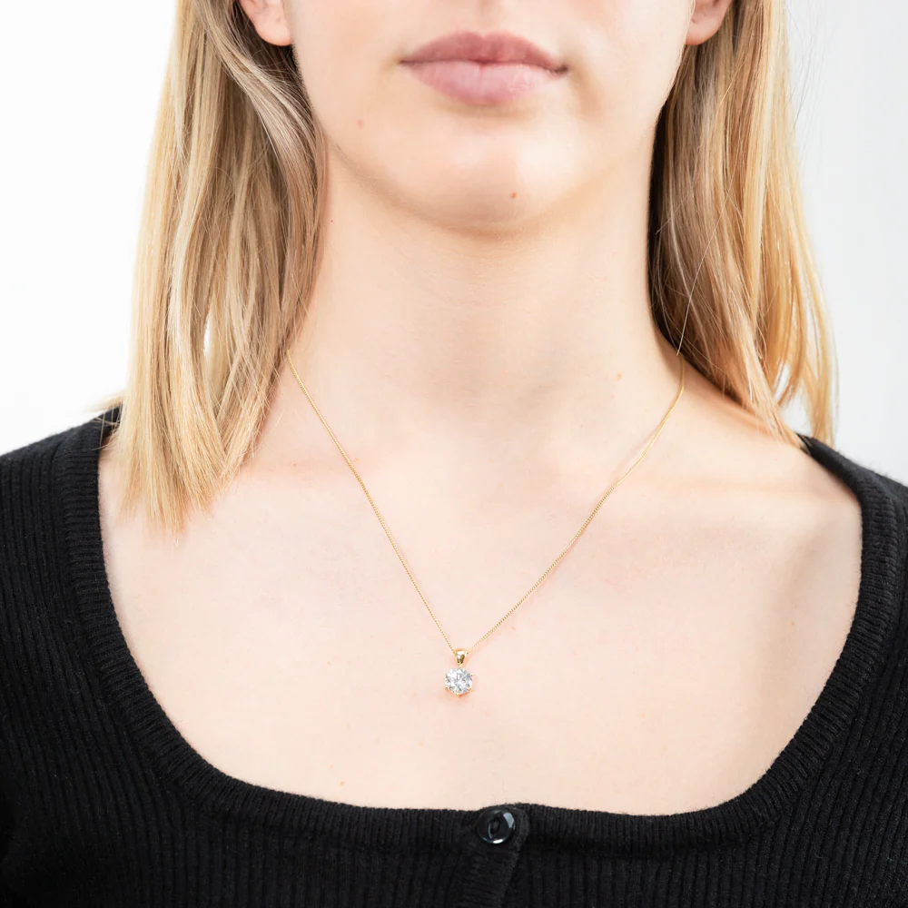 9ct Yellow Gold 8mm Cubic Zirconia Pendant - Image 2