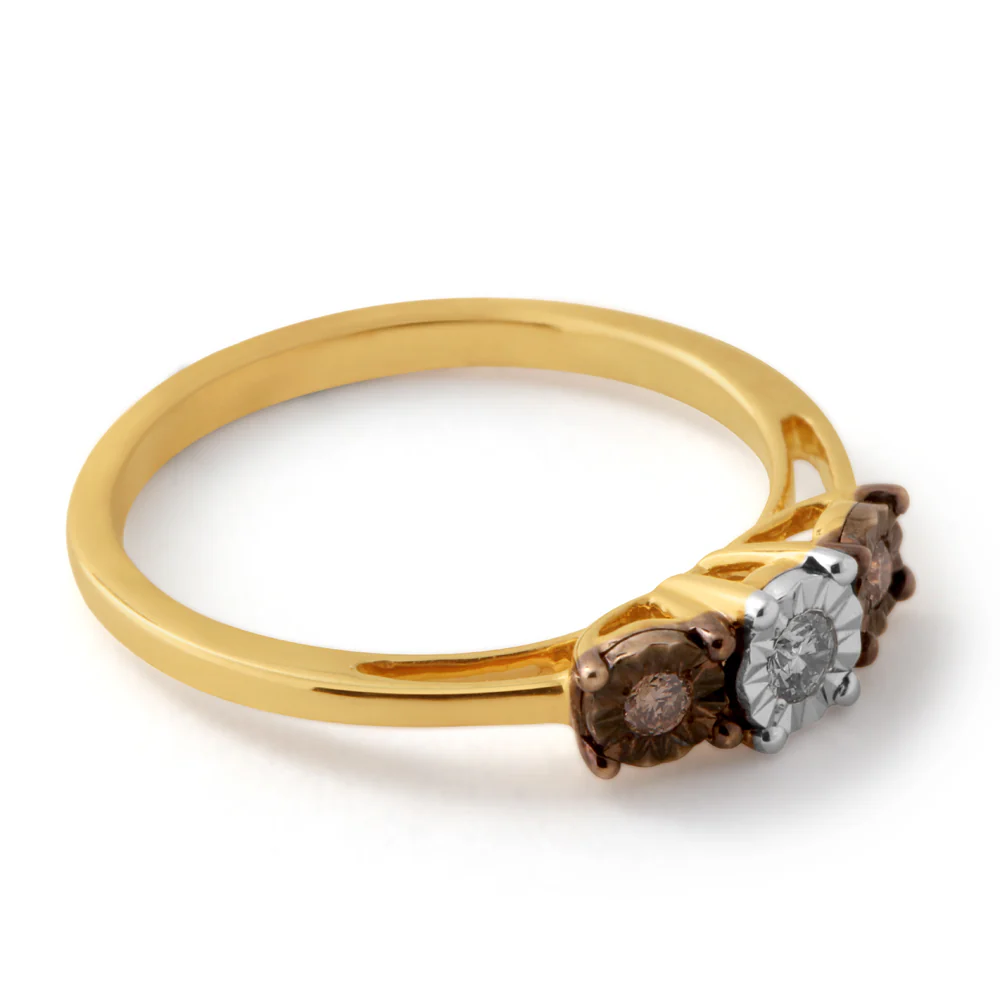 9ct Yellow Gold Australian Champagne Diamond Ring with 2 Brilliant White Diamonds - Image 2