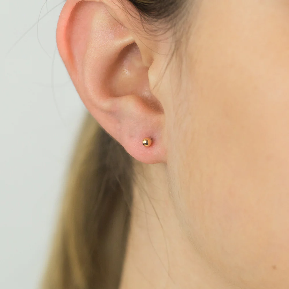 9ct Yellow Gold Ball 3mm Stud Earrings - Image 2