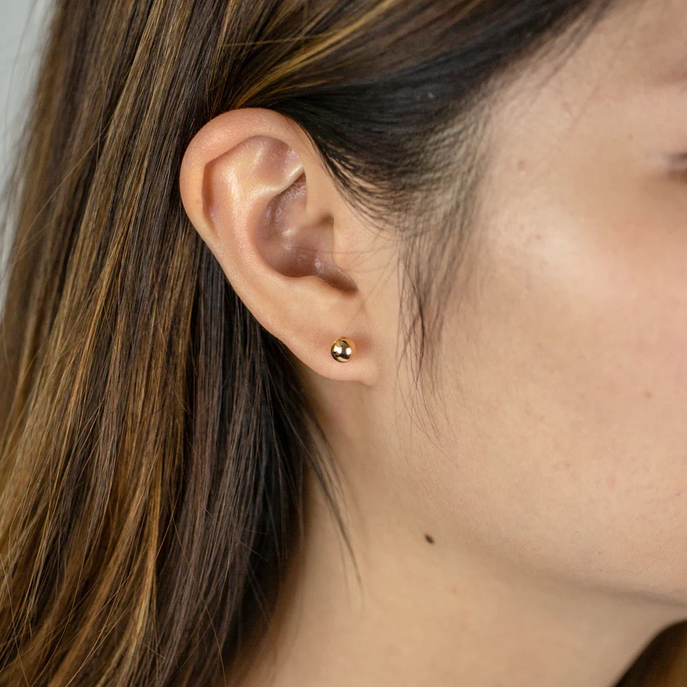 9ct Yellow Gold Ball 6mm Stud Earrings - Image 2
